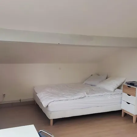 Pour Deux Personnes Apartment La Courneuve